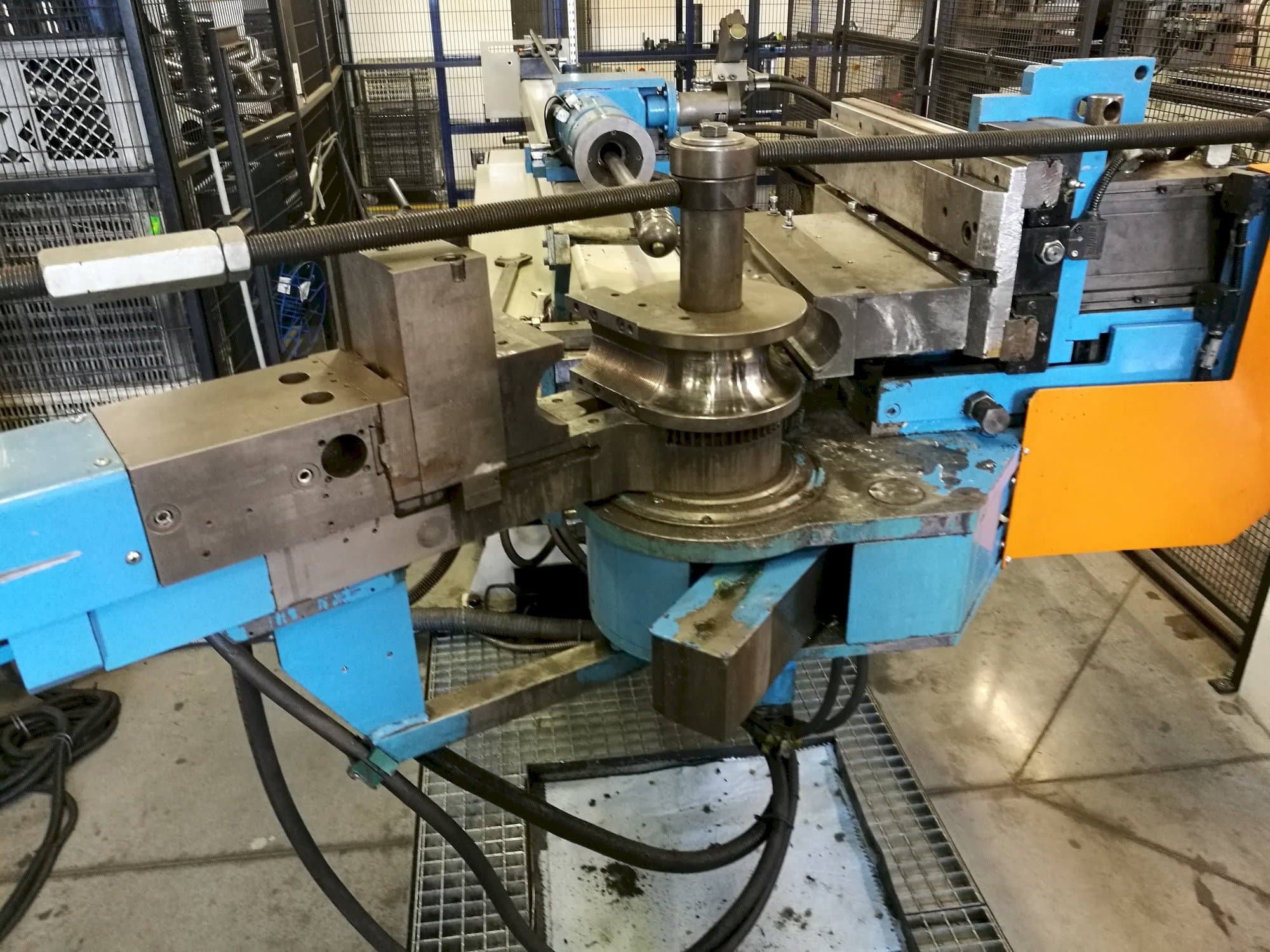 Vista Frontal  da Rasi S 80.5  máquina