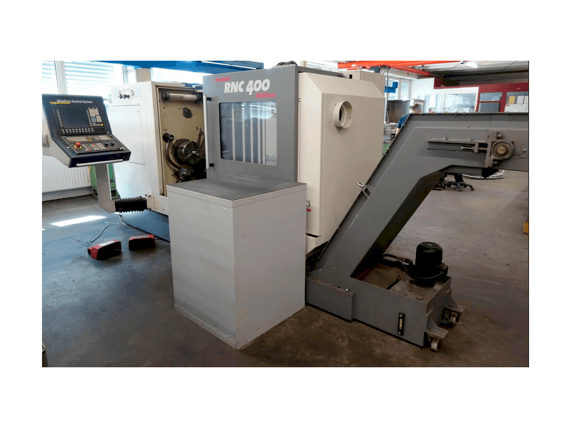 Vista Lateral Esquerda  da Monforts RNC 400 MultiTurn  máquina