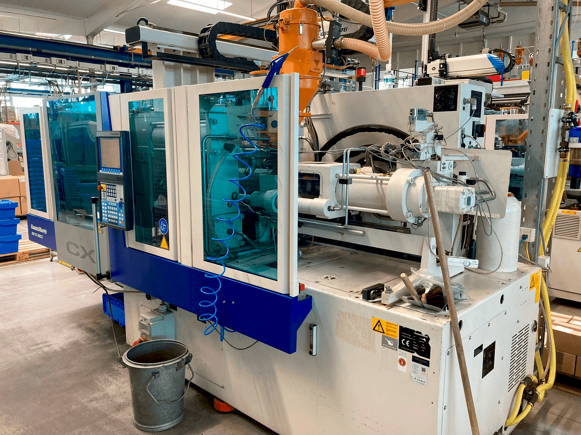 Vista Frontal  da Krauss Maffei 110–380 CX  máquina