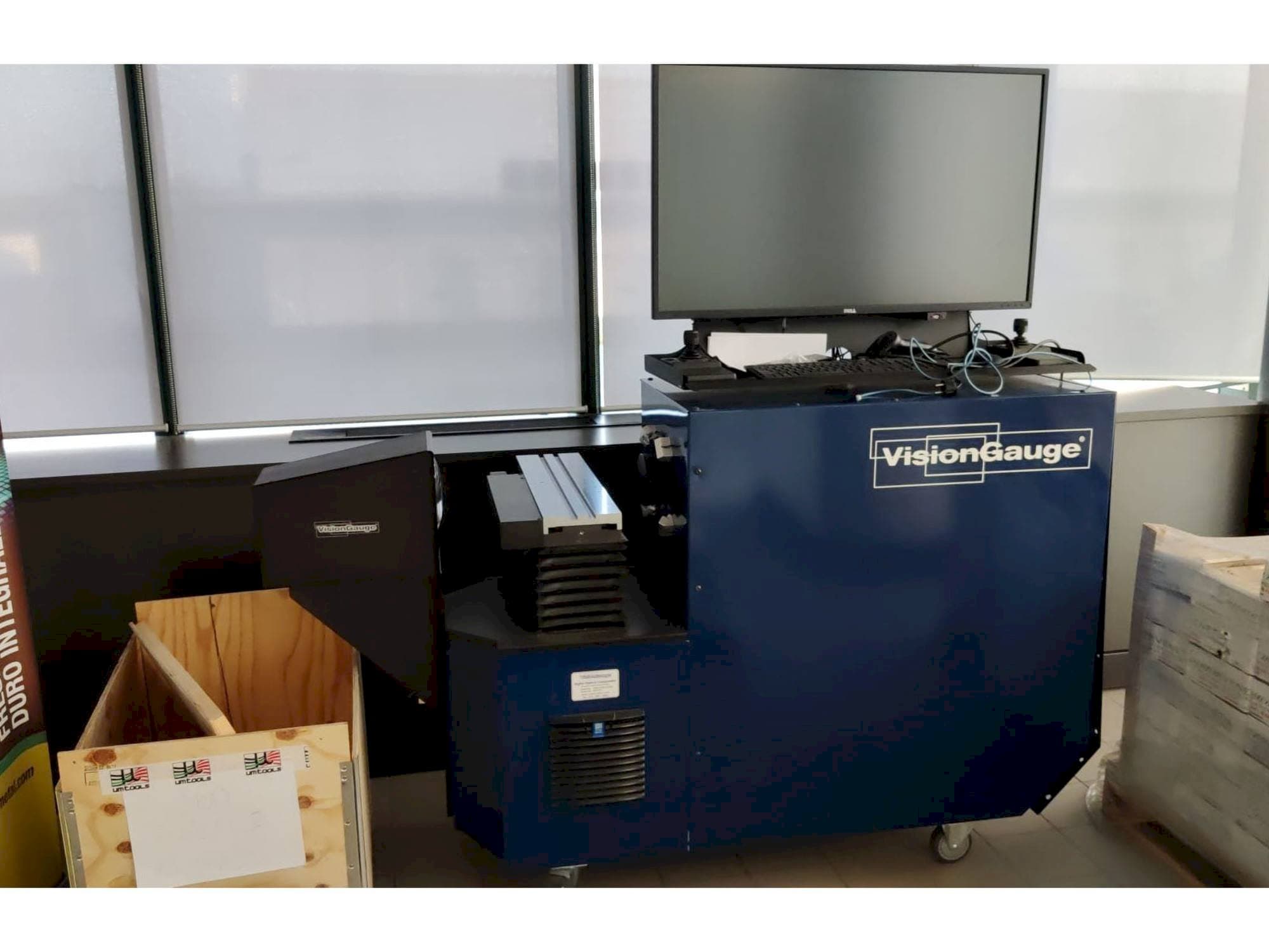 Vista Frontal  da Vision Gauge 500 series  máquina