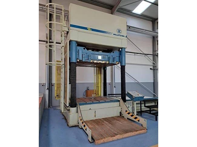 Vista Lateral Esquerda  da MILLUTENSIL Mil 203  máquina