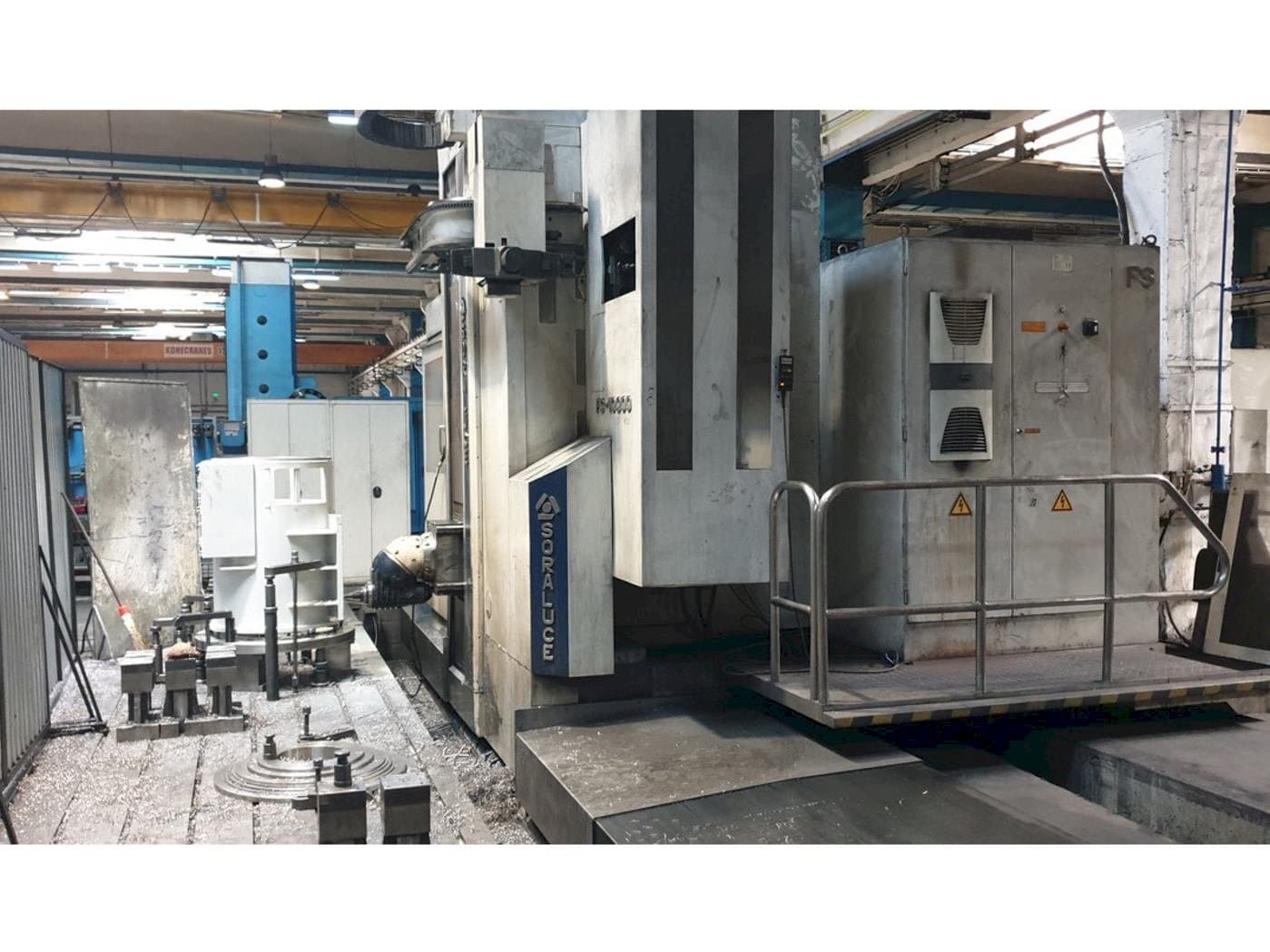 Vista Frontal  da Soraluce FS-10000  máquina