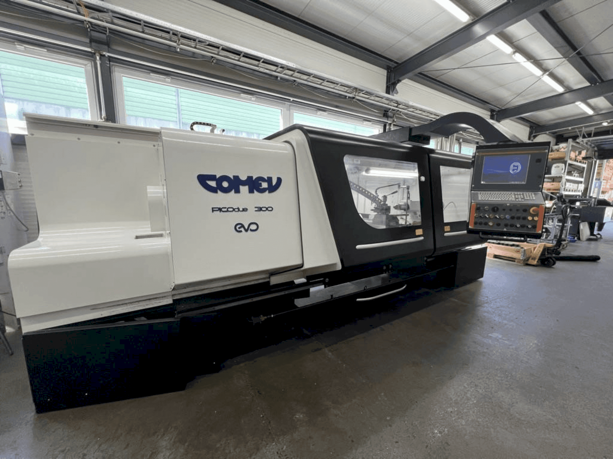 Vista Frontal  da COMEV PICOdue 300 EVO  máquina