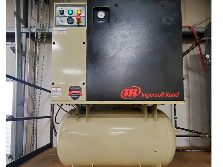 Vista Frontal  da Ingersoll Rand UP6-15cTAS-125  máquina