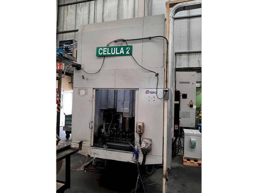 Vista Frontal  da Enshu EV-450  máquina