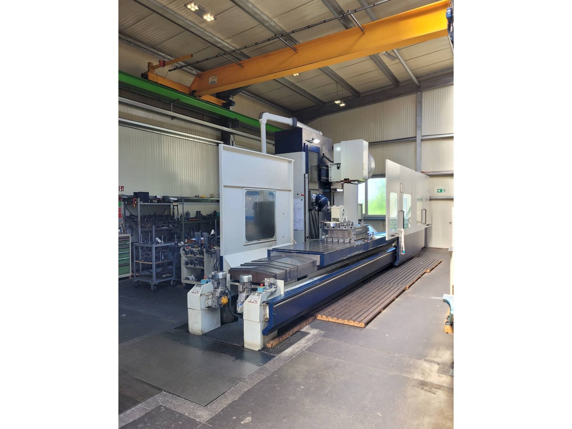 Vista Frontal  da Soraluce T35  máquina