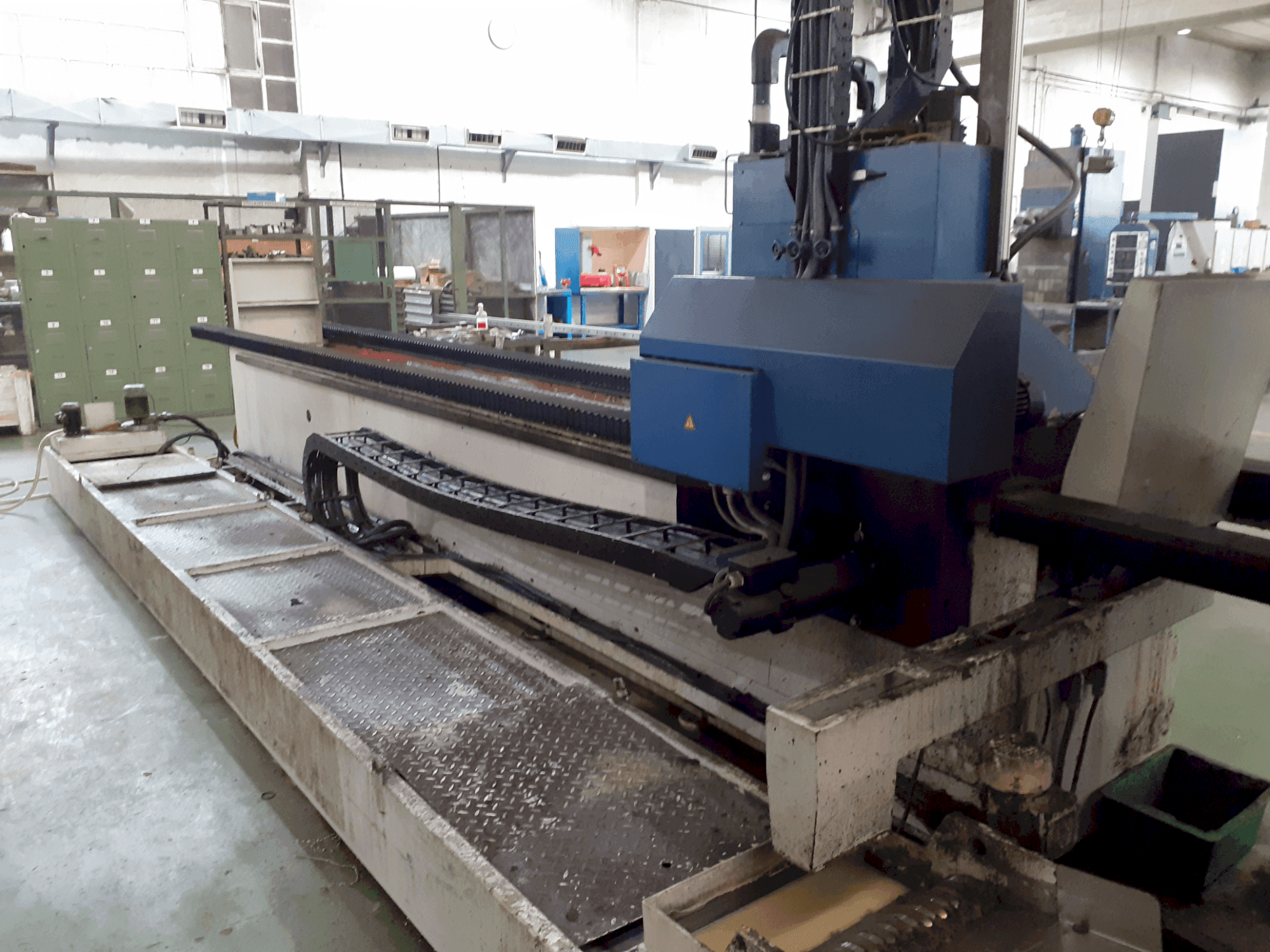 Vista Frontal  da Reform AR 40/7  máquina