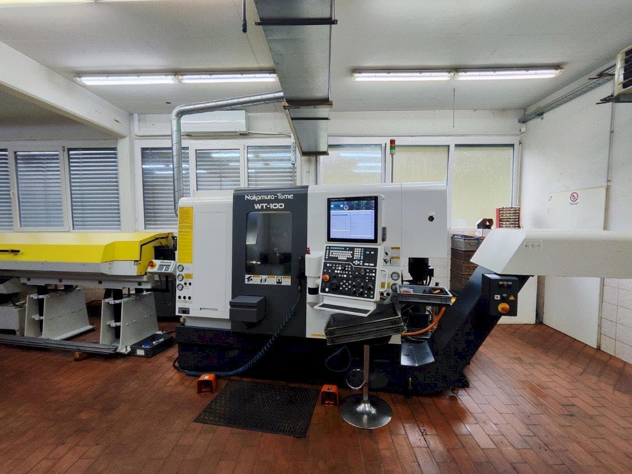 Vista Frontal  da NAKAMURA-TOME WT-100 MMY  máquina