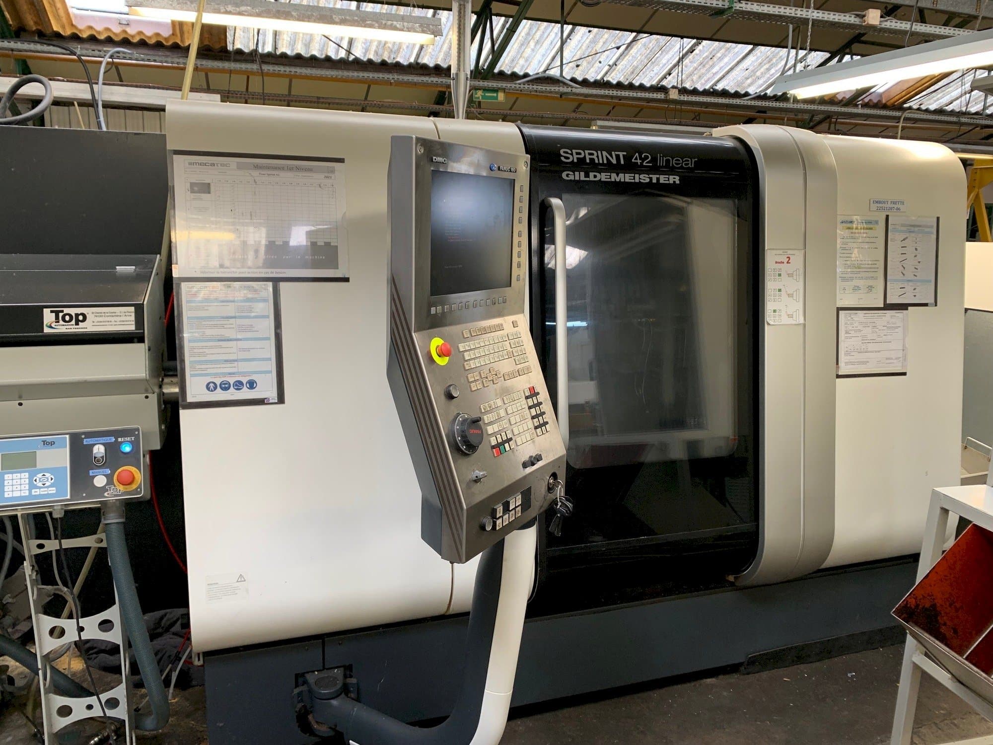 Vista Frontal  da DMG SPRINT 42 linear  máquina