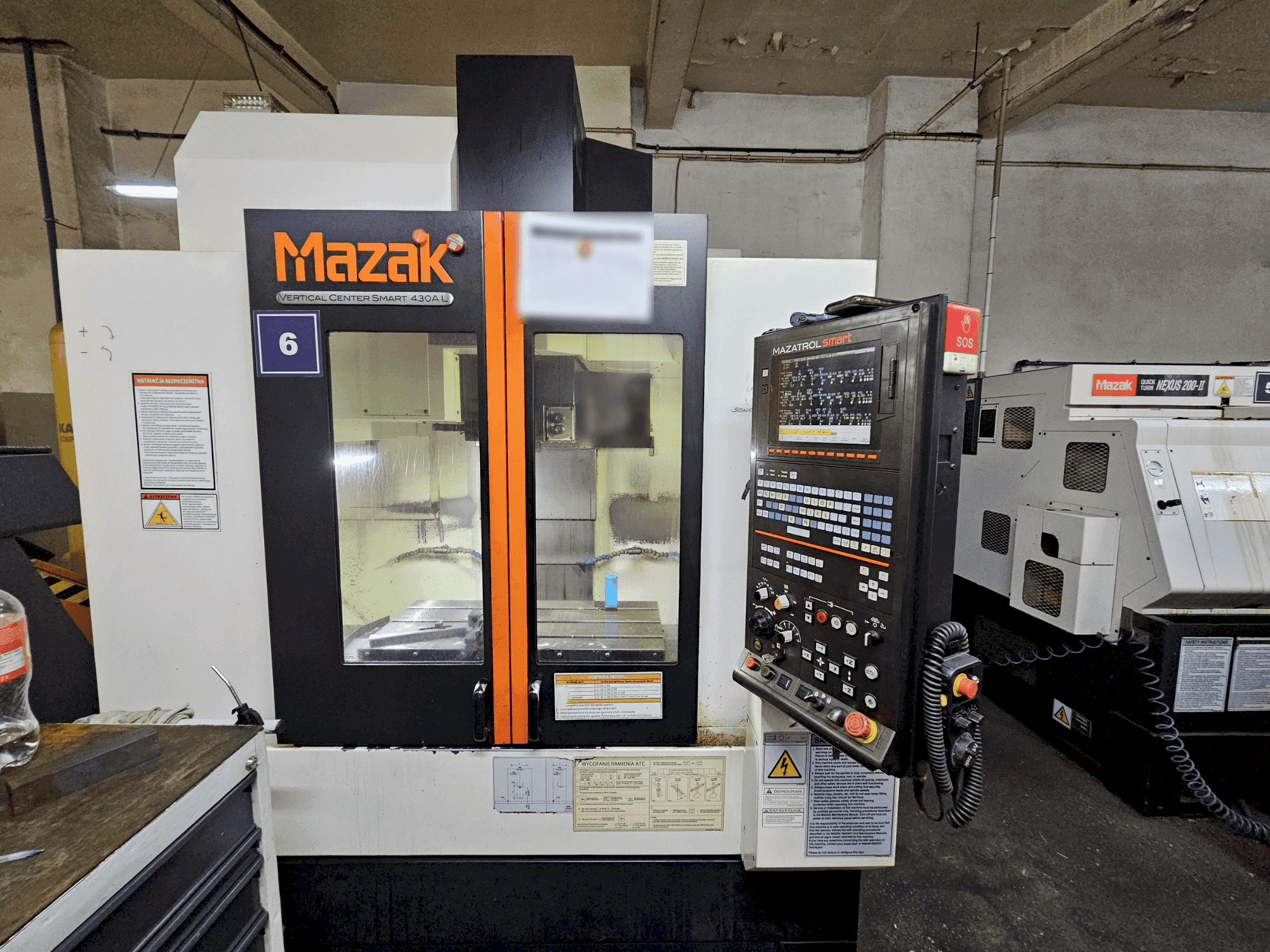 Vista Frontal  da Mazak VCS 430A L  máquina