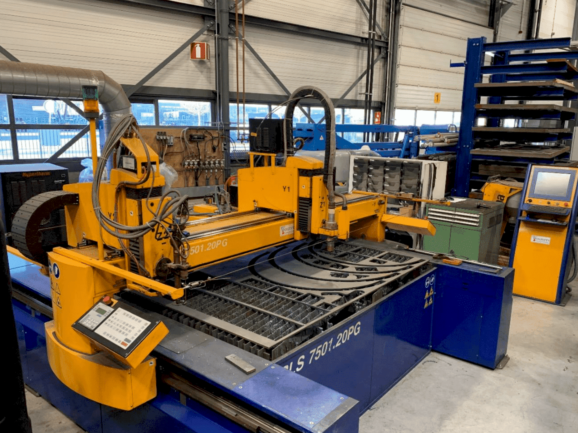 Vista Frontal  da MicroStep PLS7501.20PG  máquina