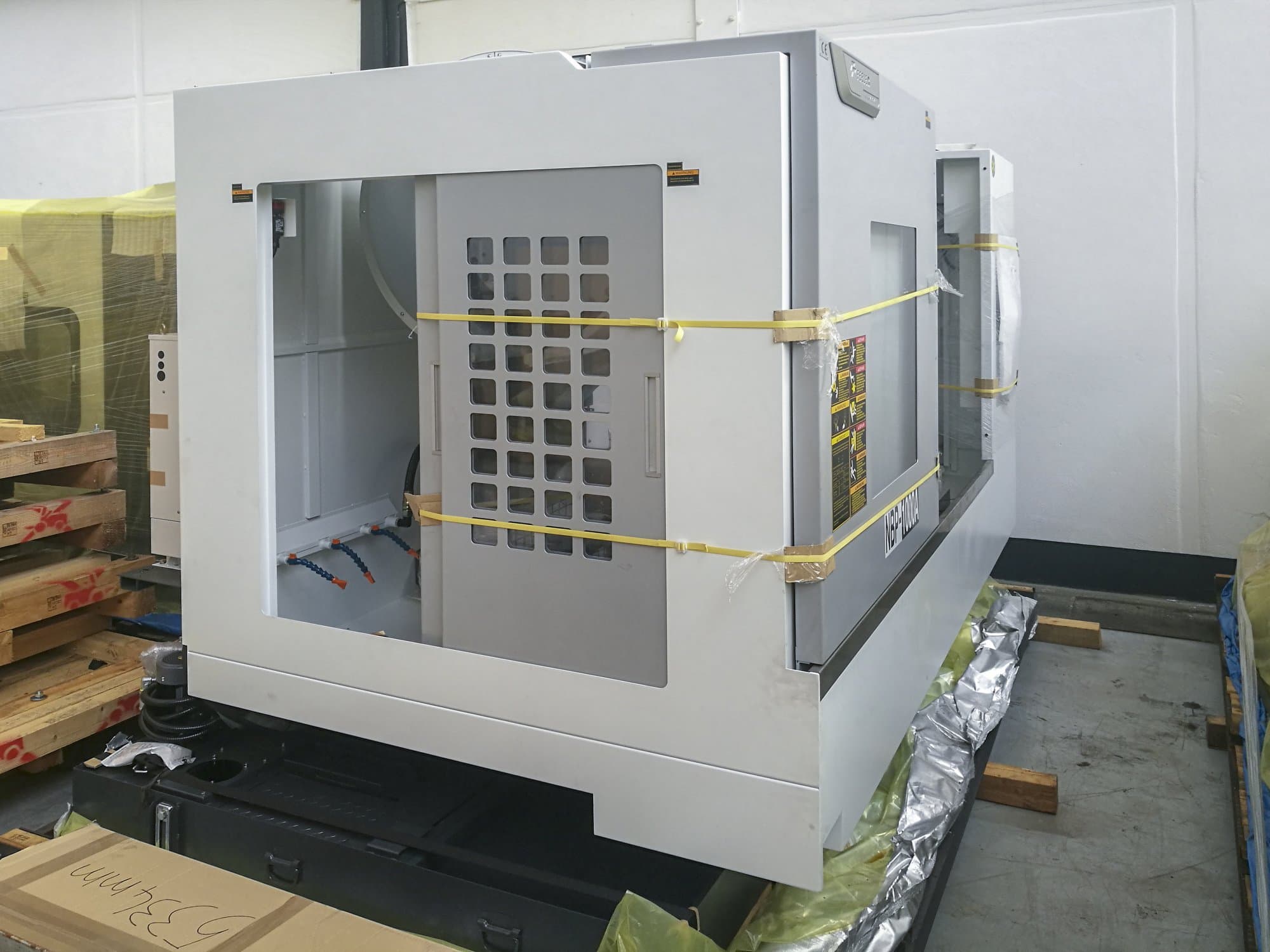 Vista Esquerda  da Feeler NBP-1000A  máquina