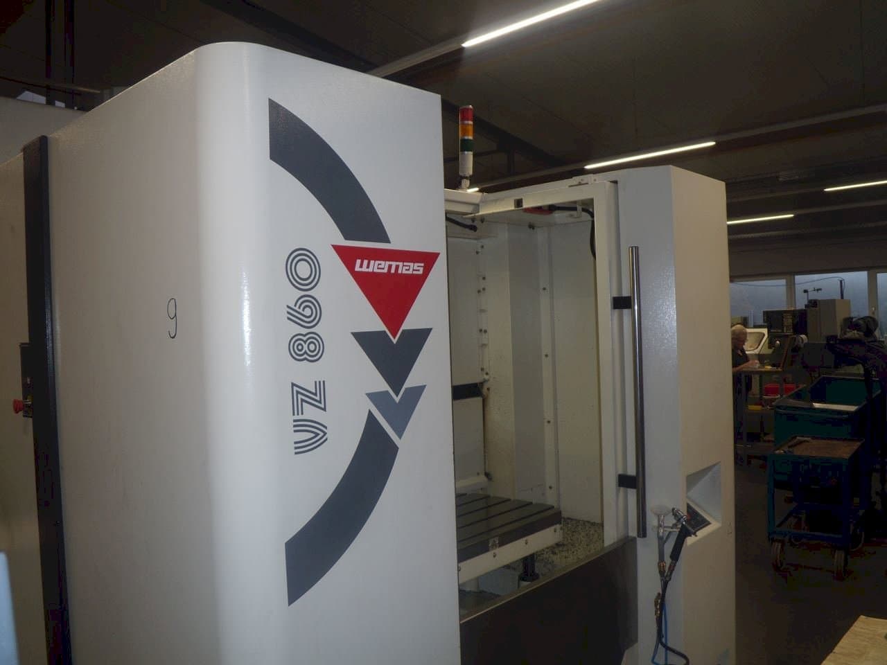 Vista Frontal  da WEMAS VZ 860 APC  máquina