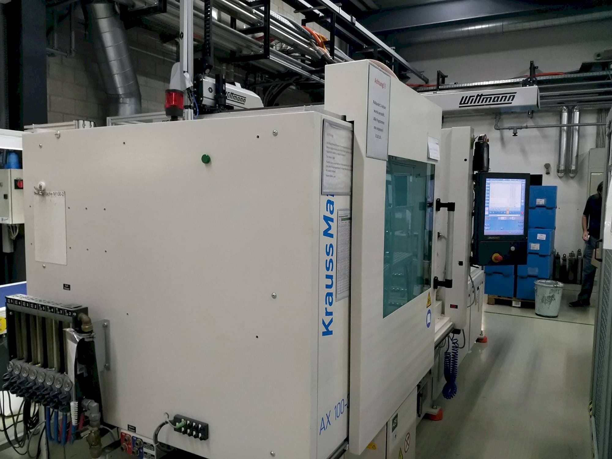 Vista Frontal  da Krauss Maffei 100-380 AX  máquina