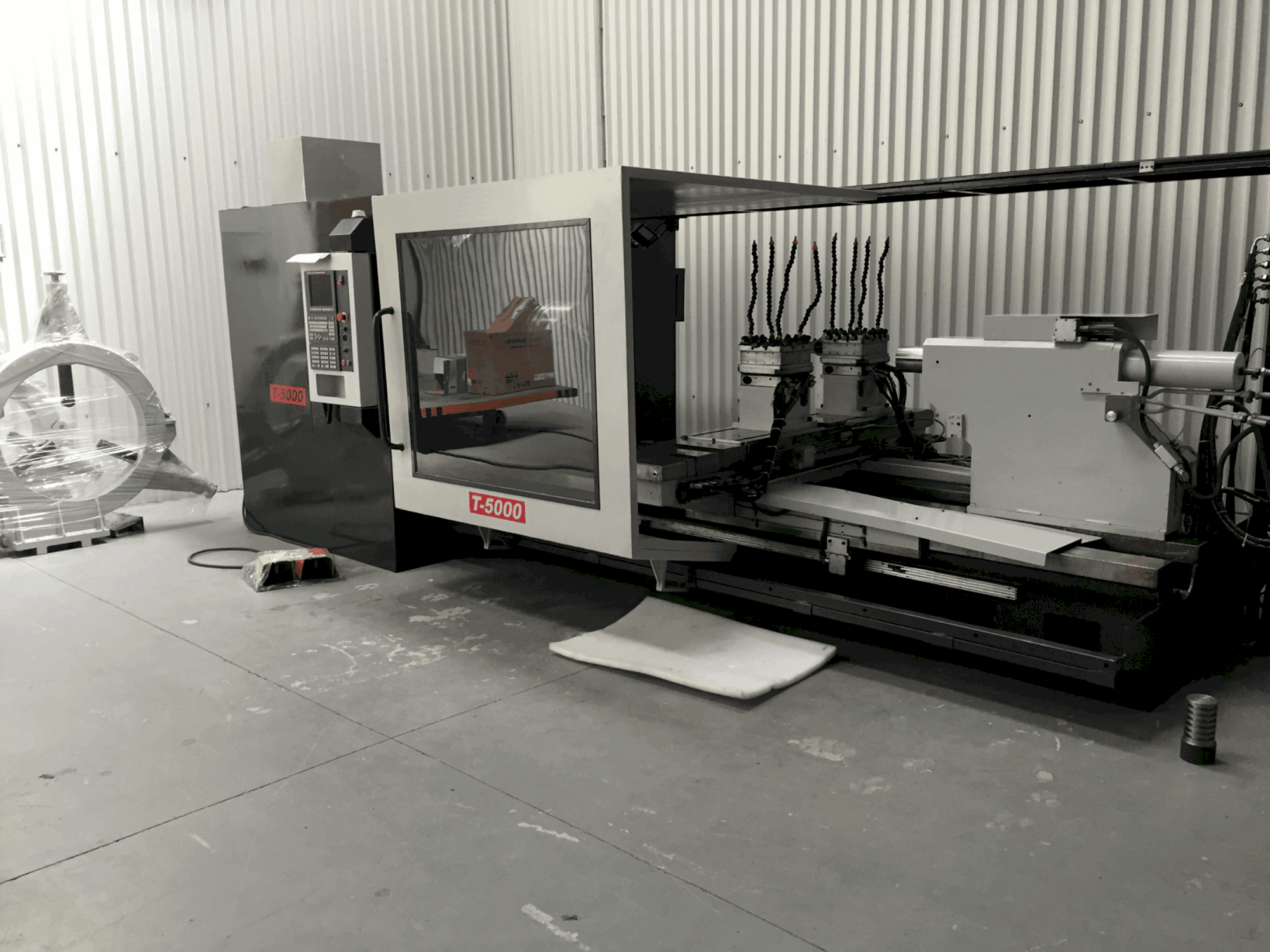 Vista Frontal  da RAIS T 5000  máquina