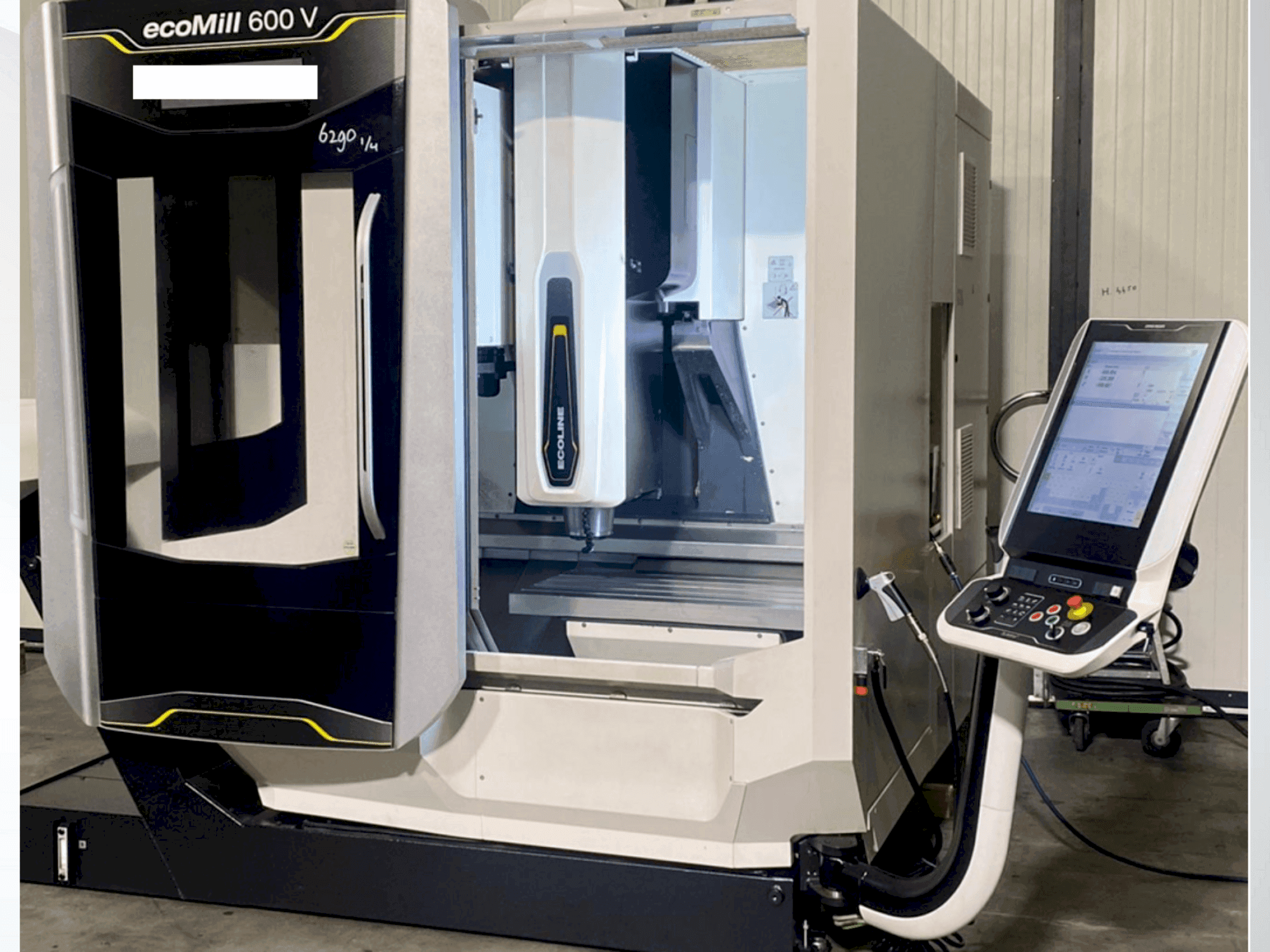 Vista Frontal  da DMG Ecomill 600V  máquina