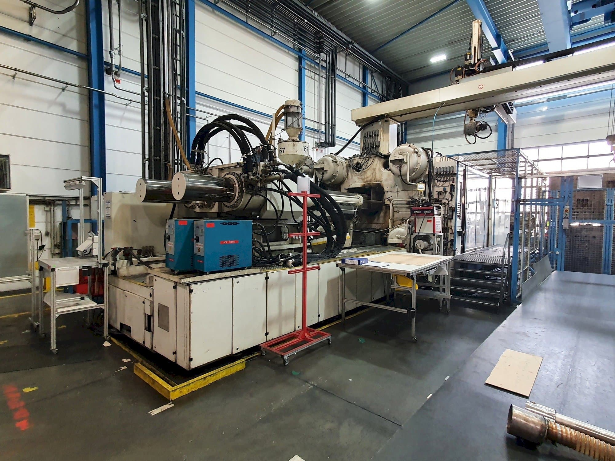 Vista Frontal  da Engel ES 16050/2000 Duo  máquina