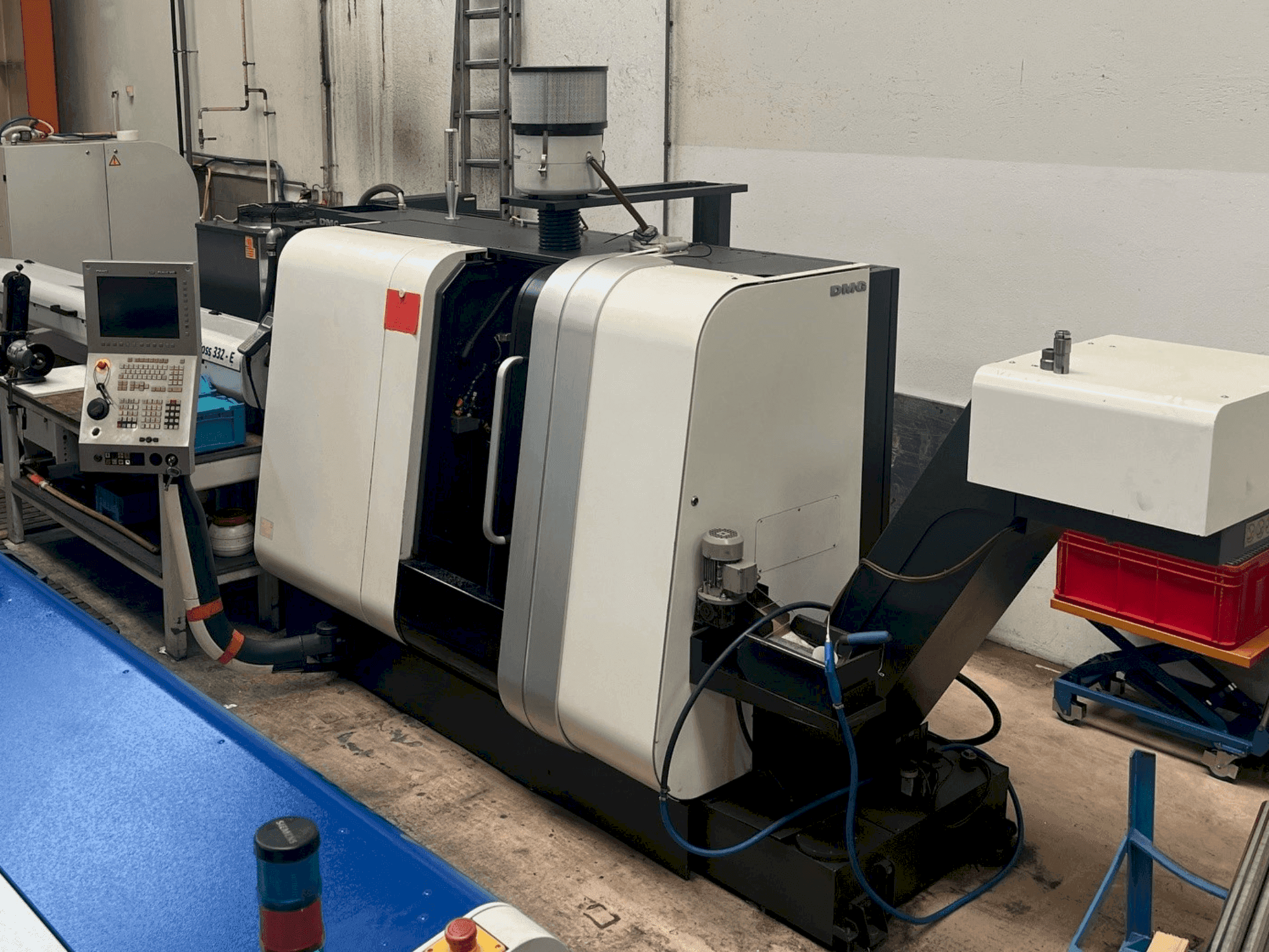 Vista Frontal  da Gildemeister Sprint 20-8  máquina