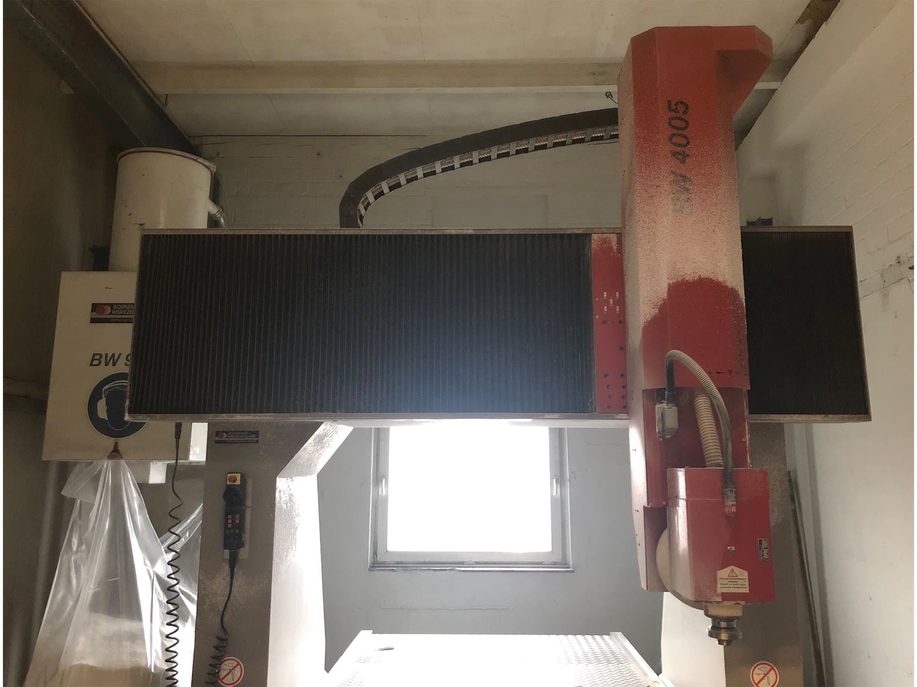 Vista Frontal  da BORNEMANN BW 4005  máquina