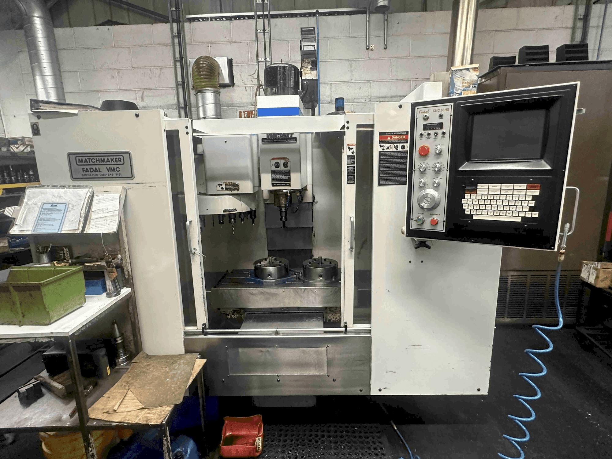 Vista Frontal  da FADAL VMC 15XT  máquina