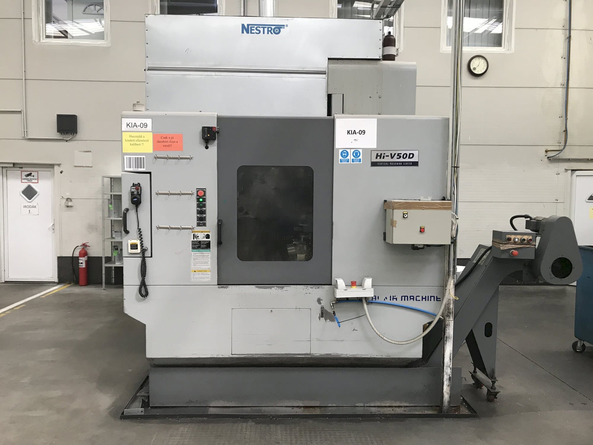 Vista Frontal  da Hyundai Kia Hi V50D  máquina