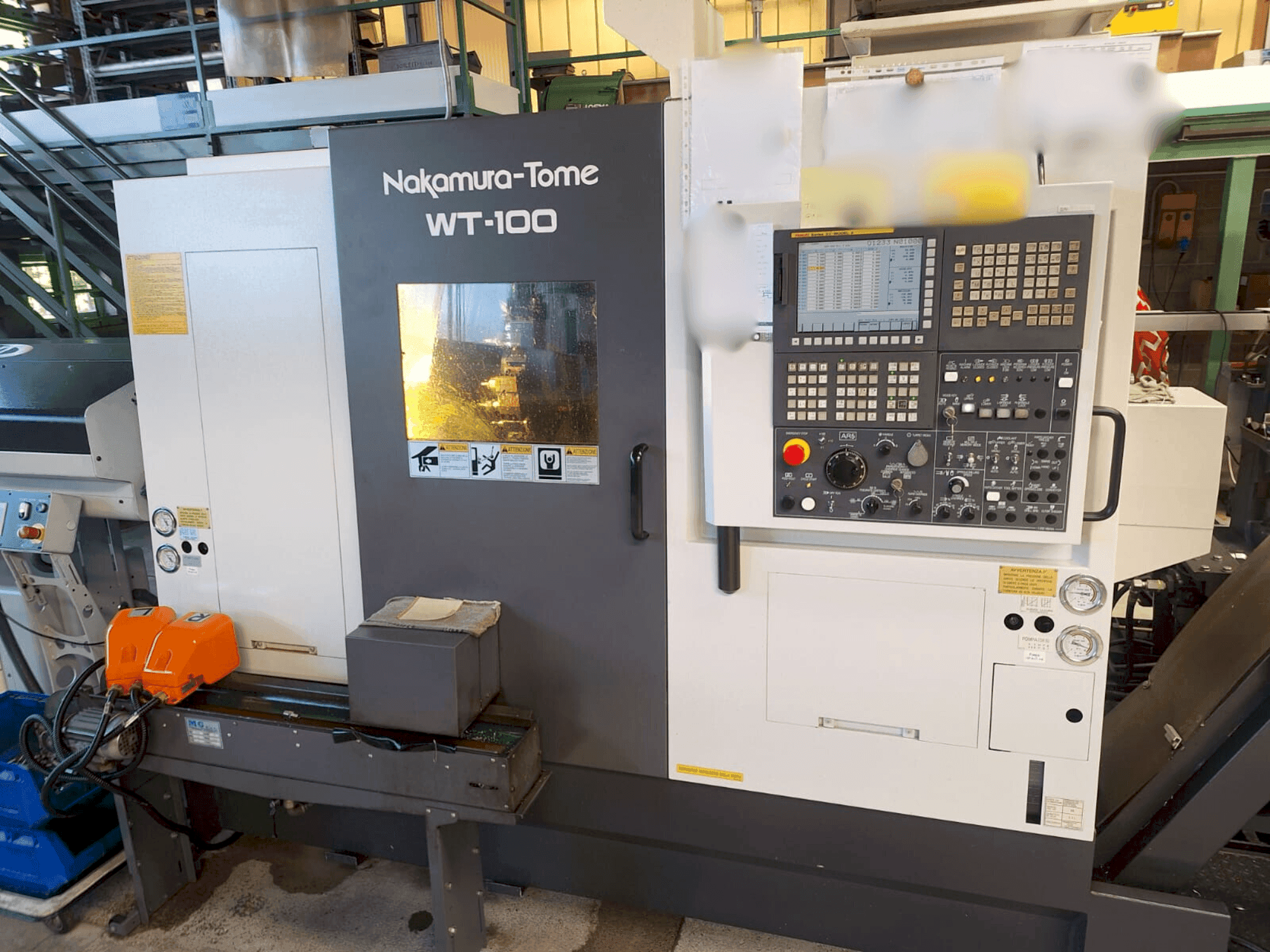 Vista Frontal  da NAKAMURA-TOME WT-100  máquina