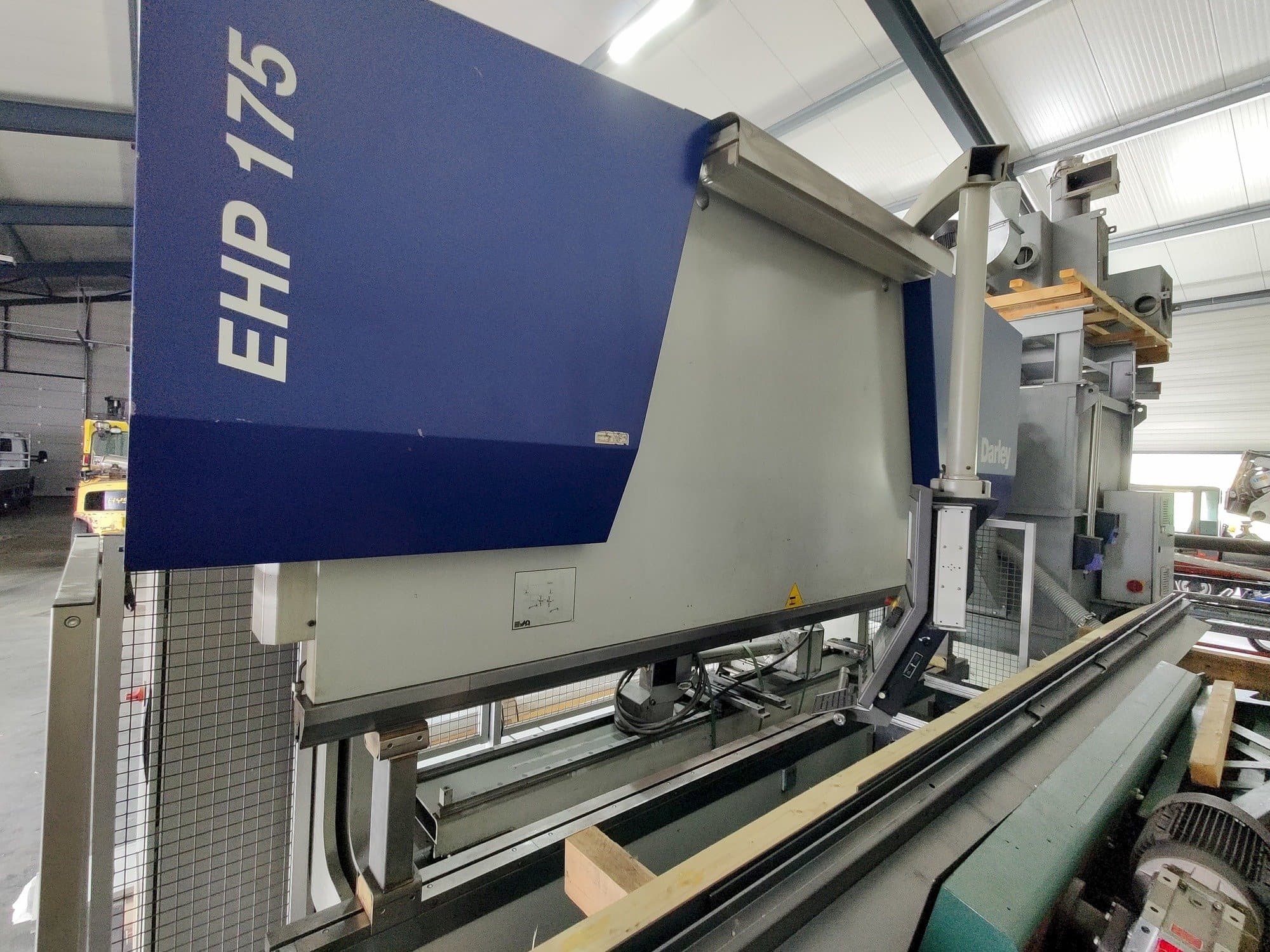 Vista Esquerda  da Darley EHP 175.31/25  máquina