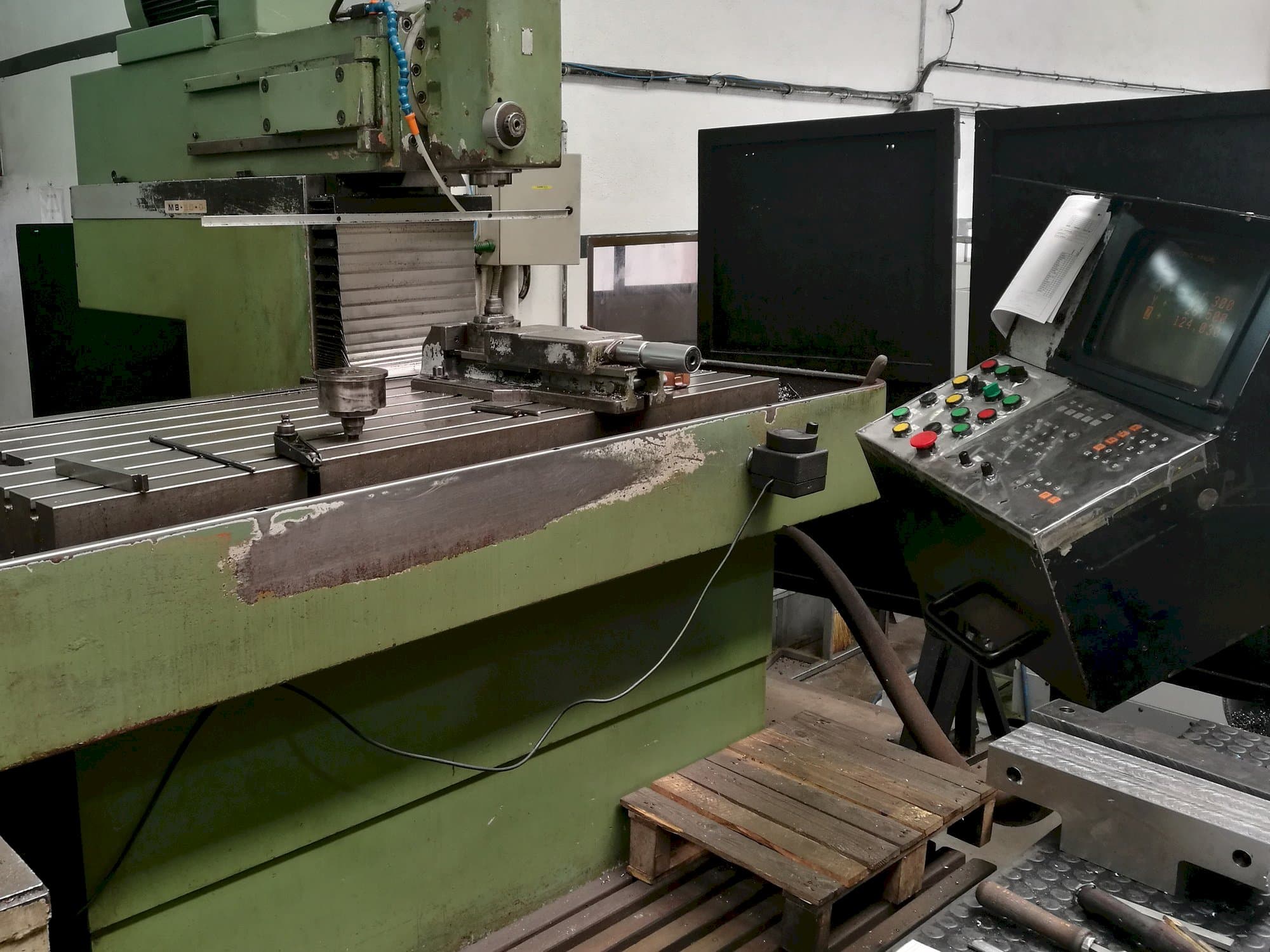 Vista Frontal  da Metba MB50-D  máquina