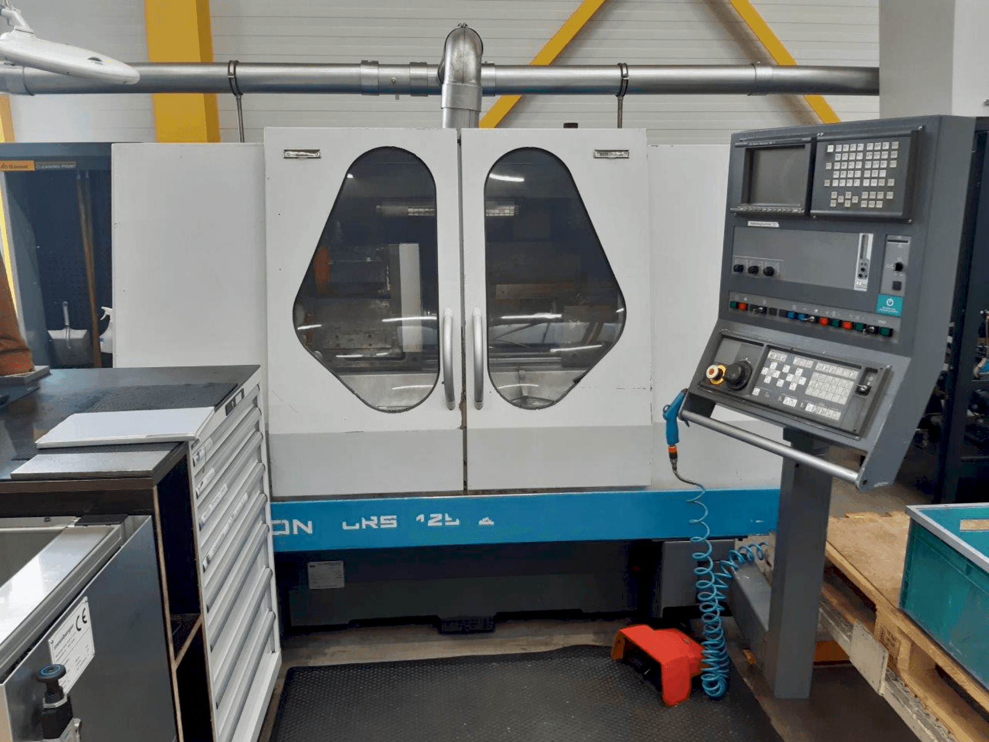 Vista Frontal  da KELLENBERGER Kel-Vision URS 125  máquina