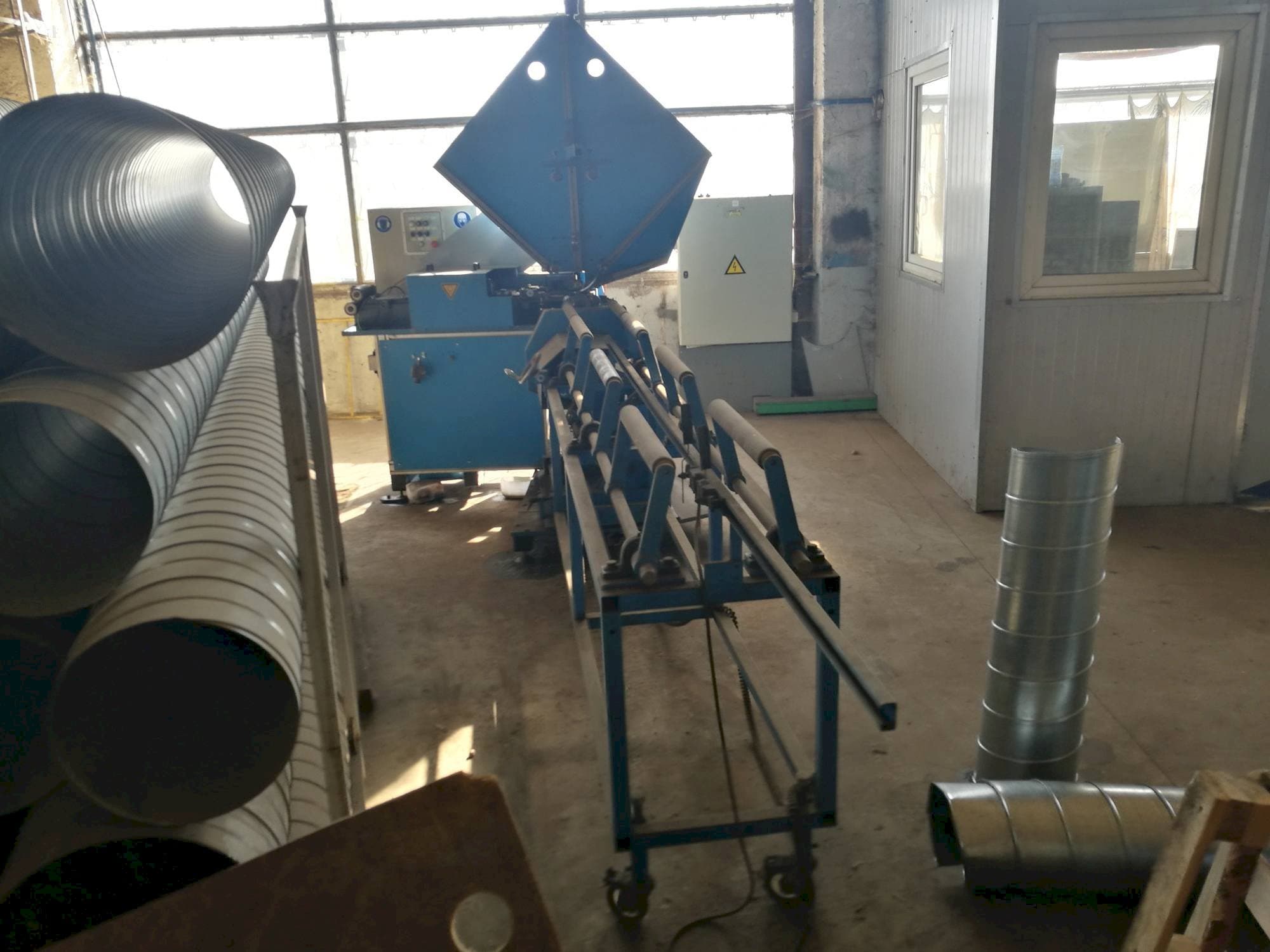 Vista Frontal  da SPIRO ALPHA 6  máquina