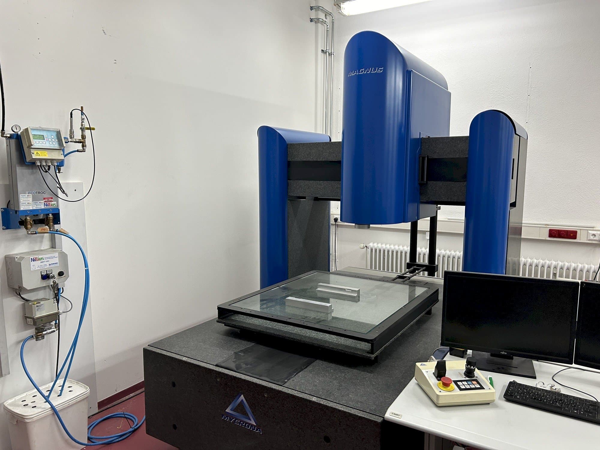 Vista Frontal  da MYCRONA Magnus BL  máquina