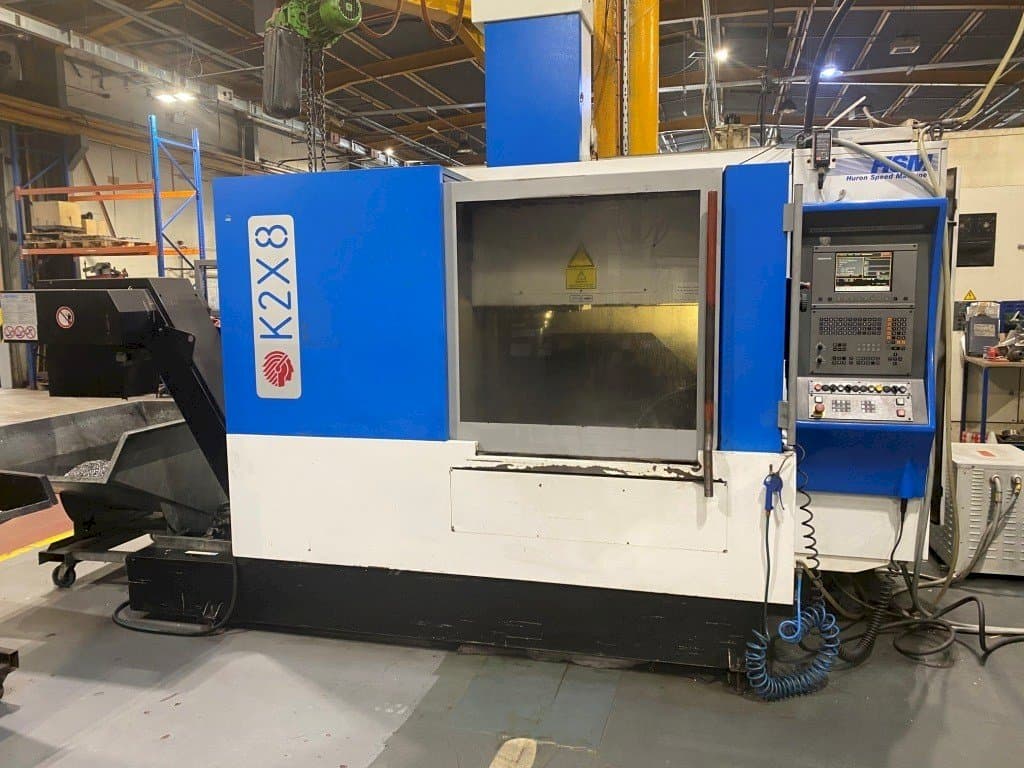 Vista Frontal  da Huron K2X8  máquina