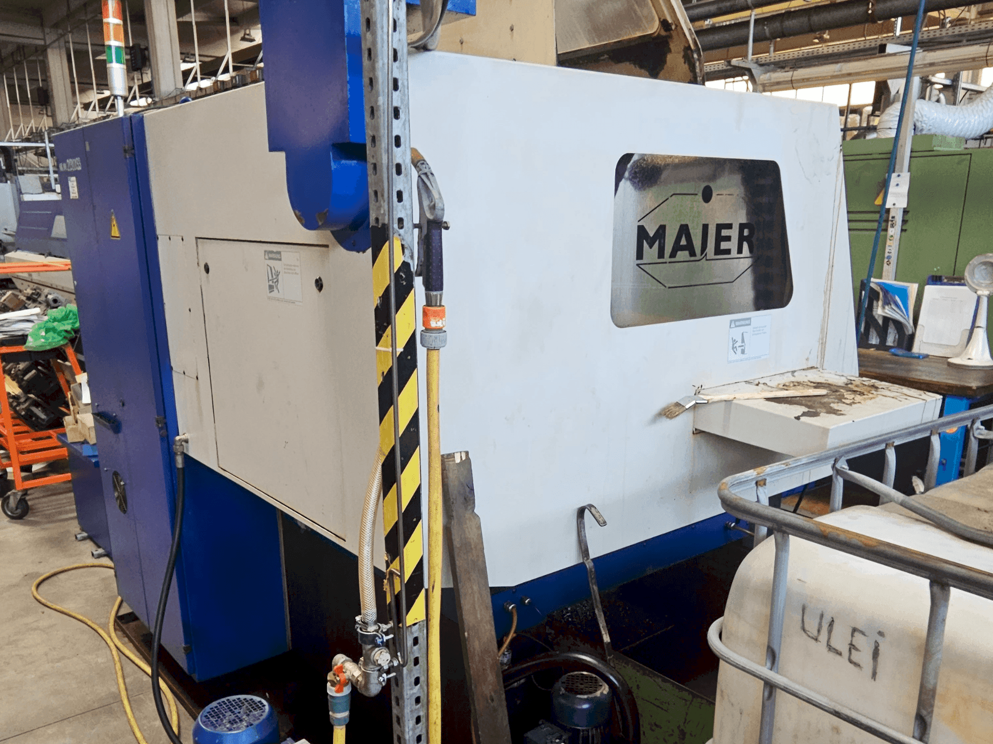 Vista Frontal  da Maier ML 36D  máquina