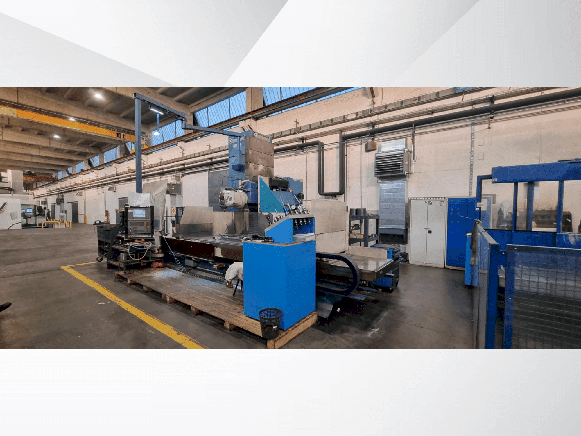 Vista Frontal  da TOS KUŘIM FS 100 S/A3  máquina