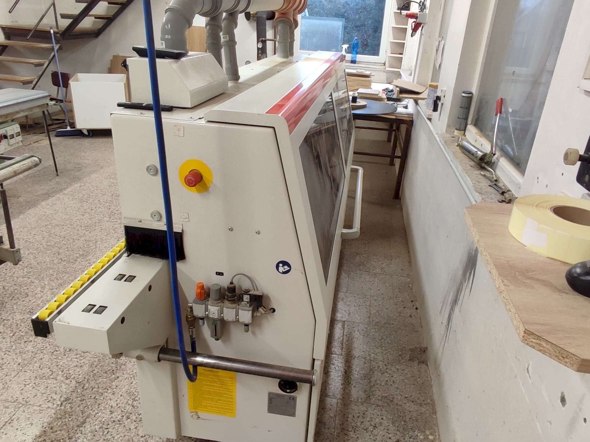 Vista Frontal  da SCM olimpic K 260 Evo  máquina