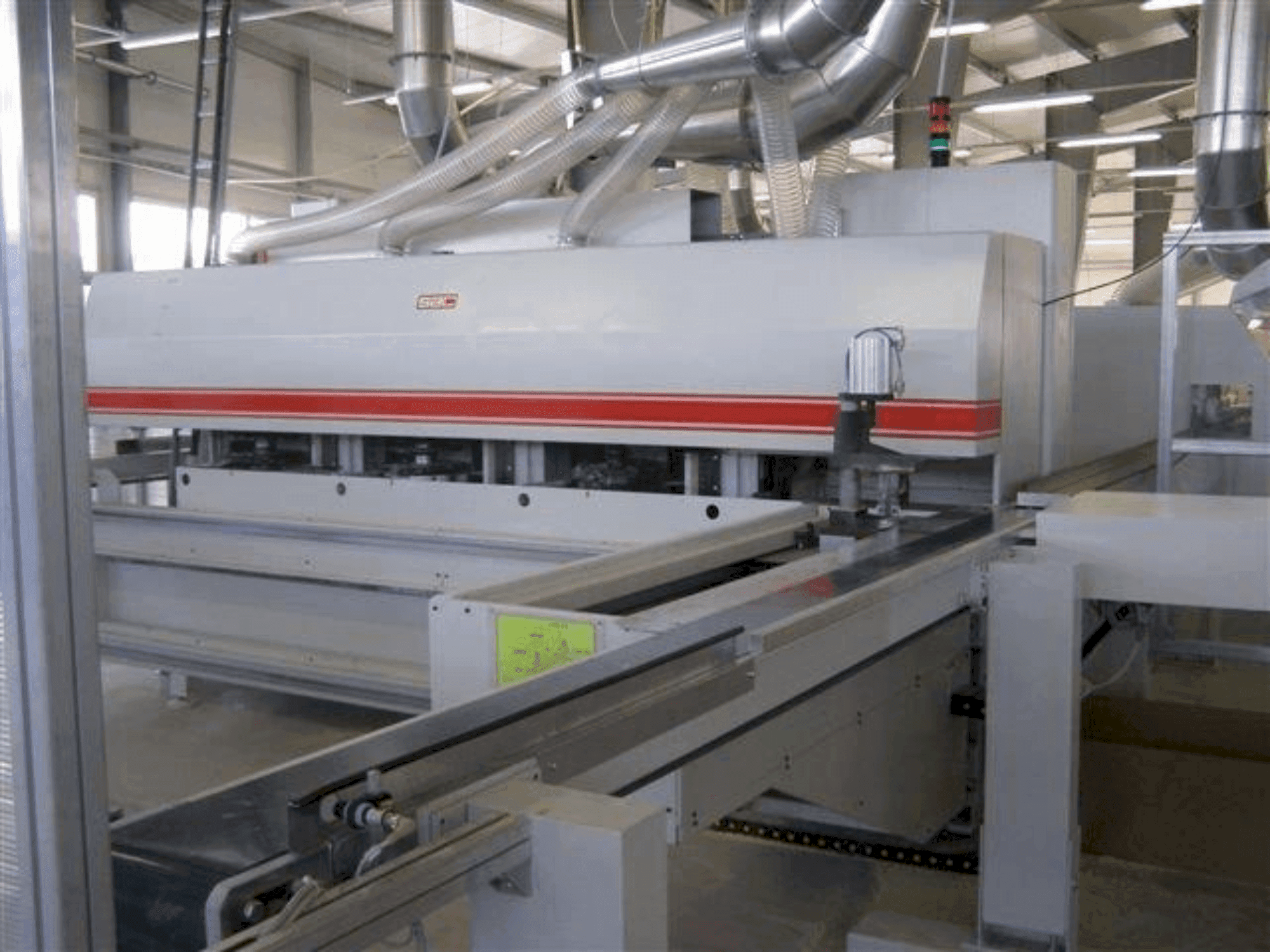 Vista Frontal  da SAC F300  máquina