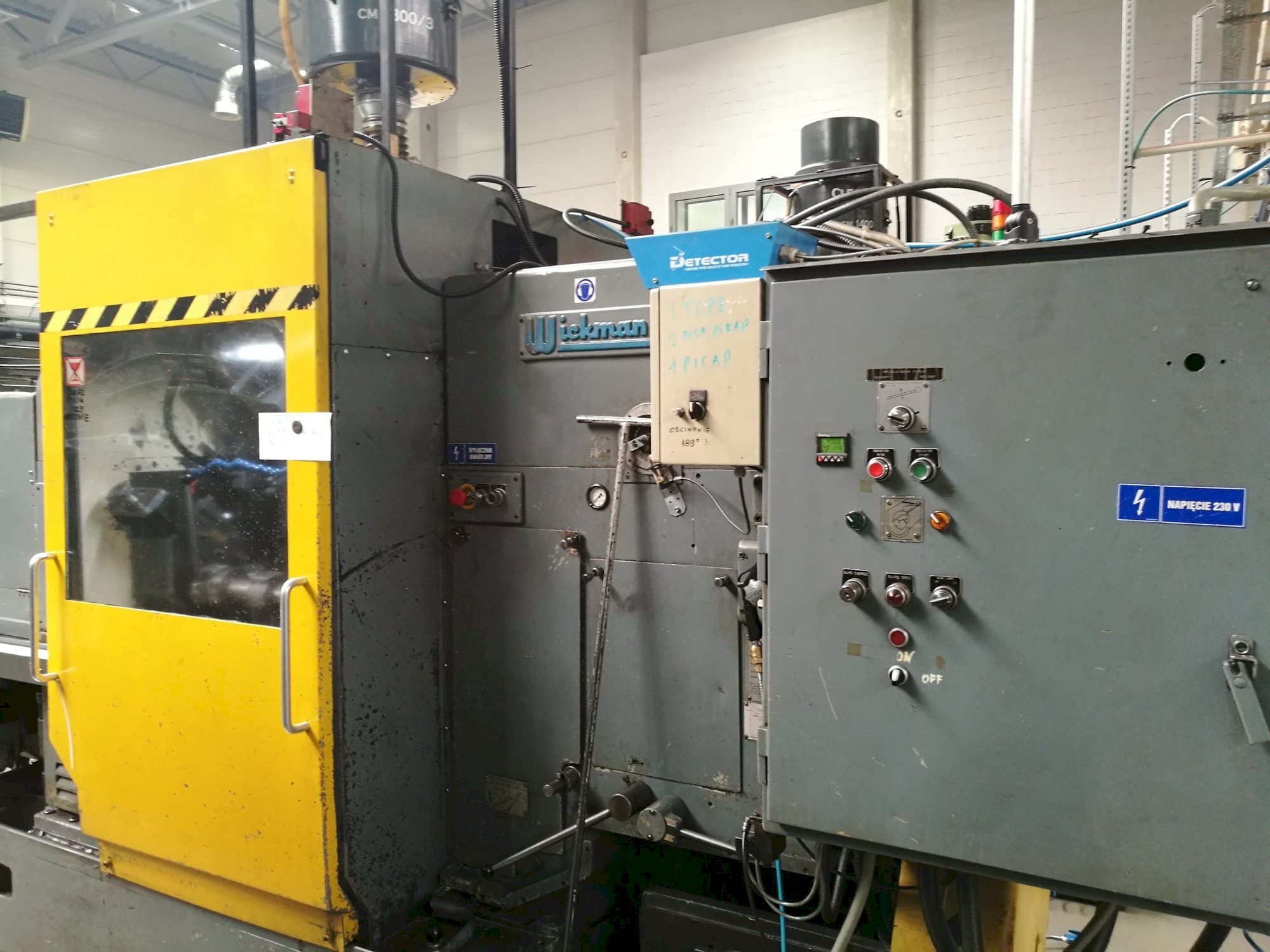 Vista Frontal  da Wickman 2  1/4"-6  máquina