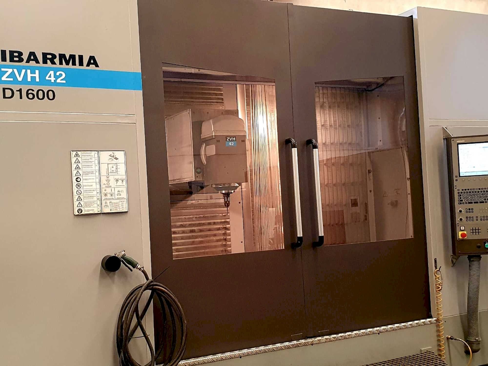 Vista Frontal  da IBARMIA ZVH 42 D1600  máquina