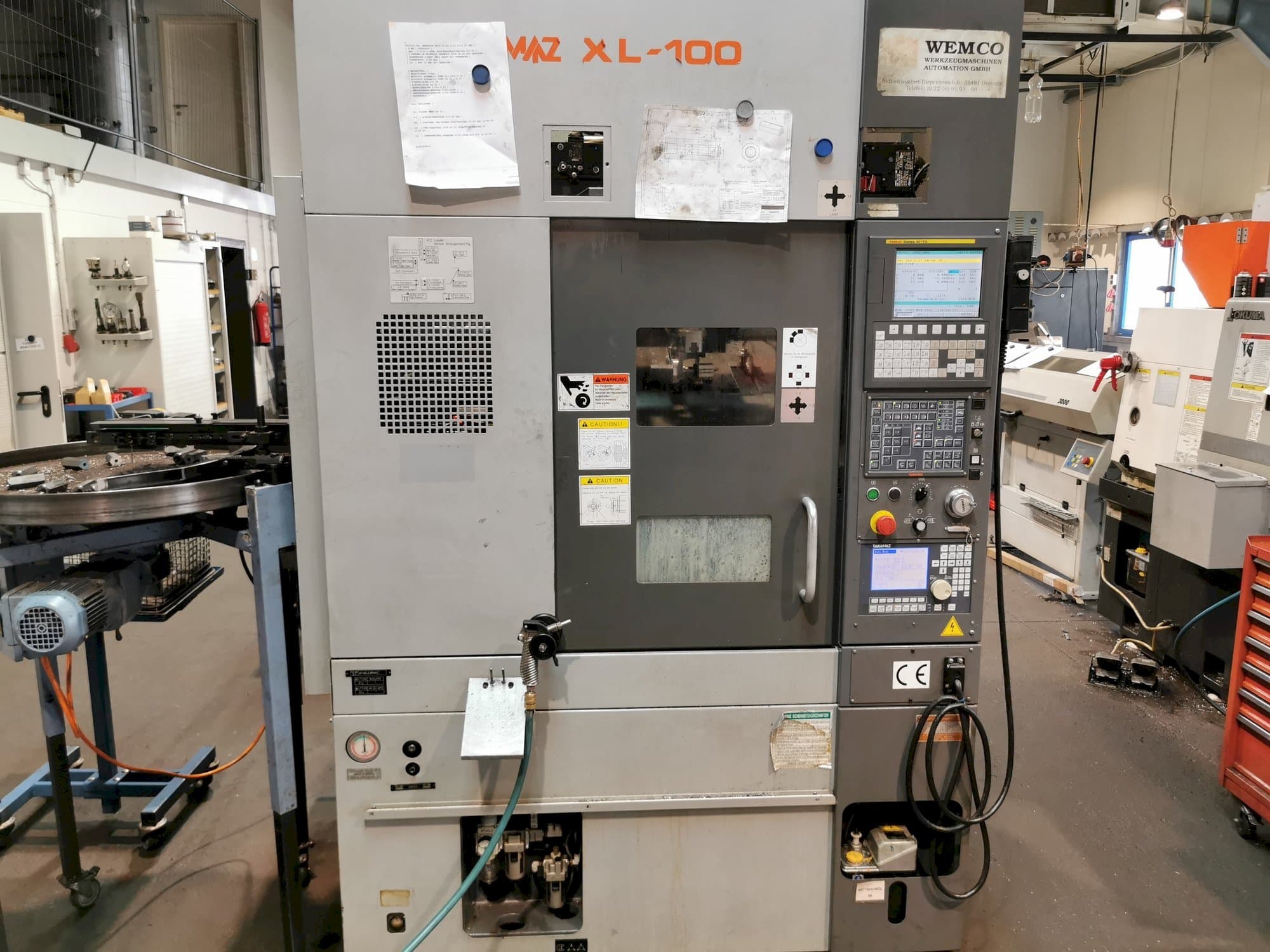 Vista Frontal  da Takamaz XL100  máquina