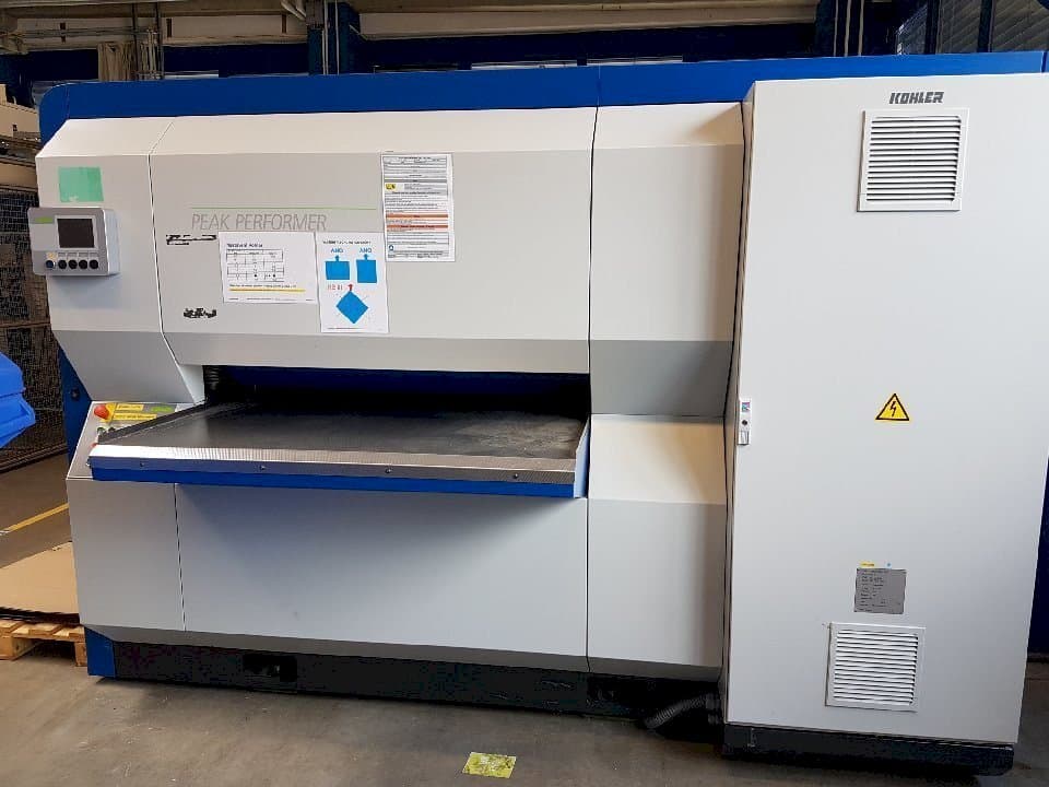 Vista Frontal  da KOHLER PEAK PERFORMER PG 40.1250/21  máquina