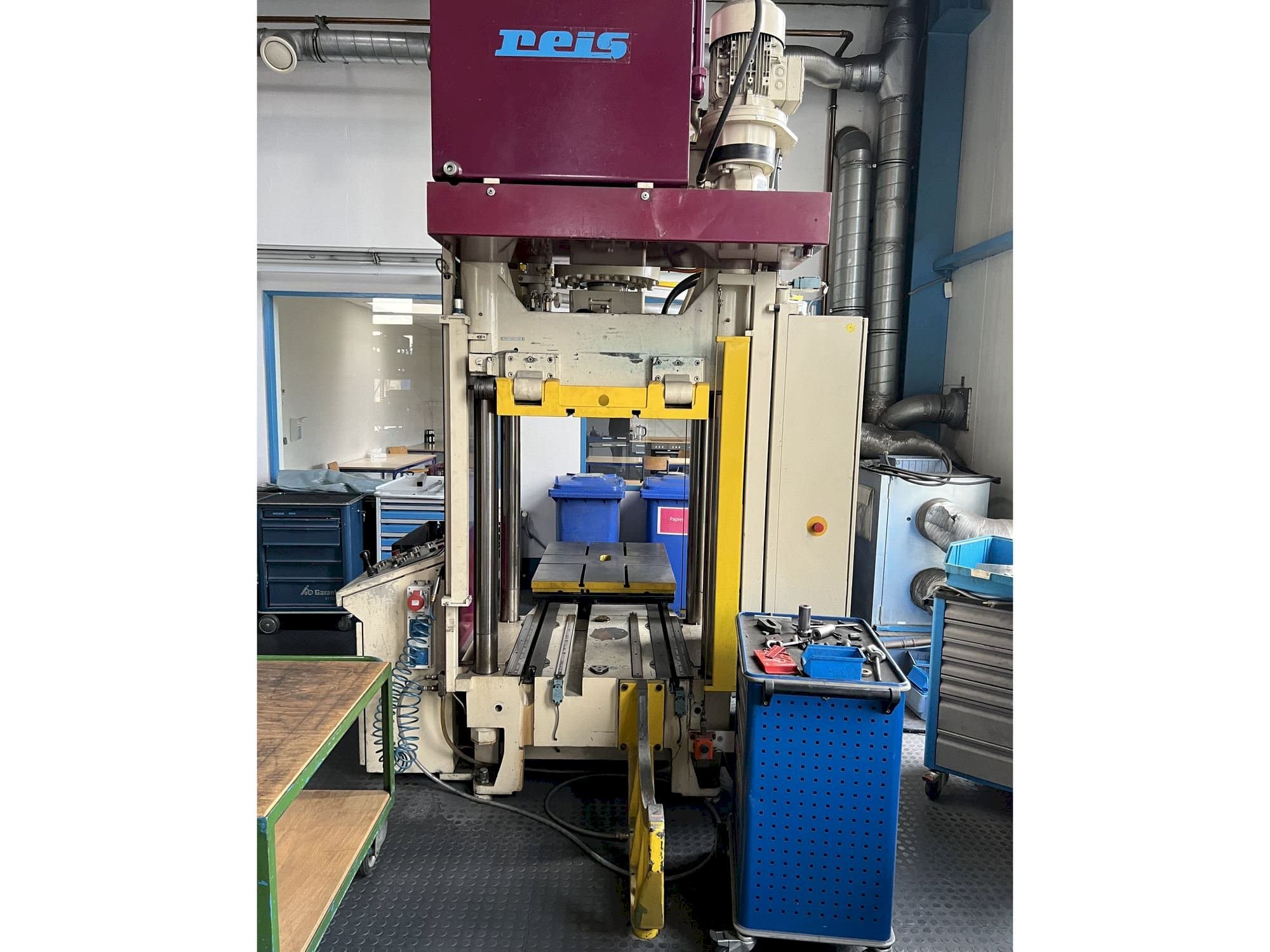 Vista Frontal da Reis Tus 80-100 máquina