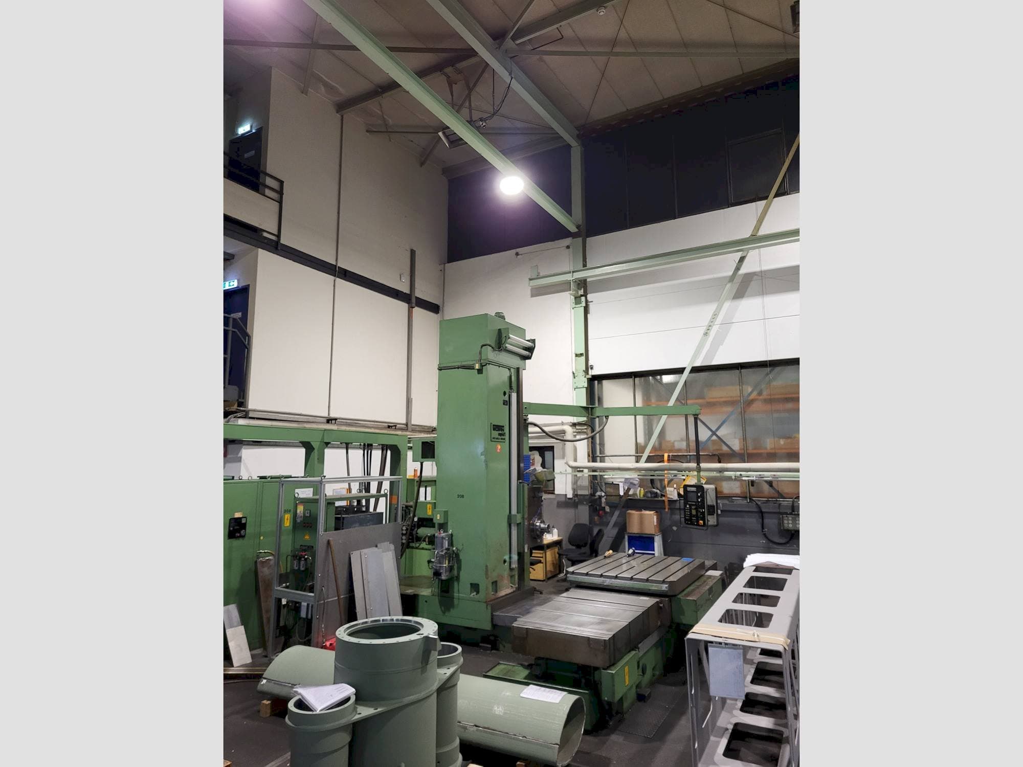 Vista Frontal  da WOTAN 1 R/6  máquina