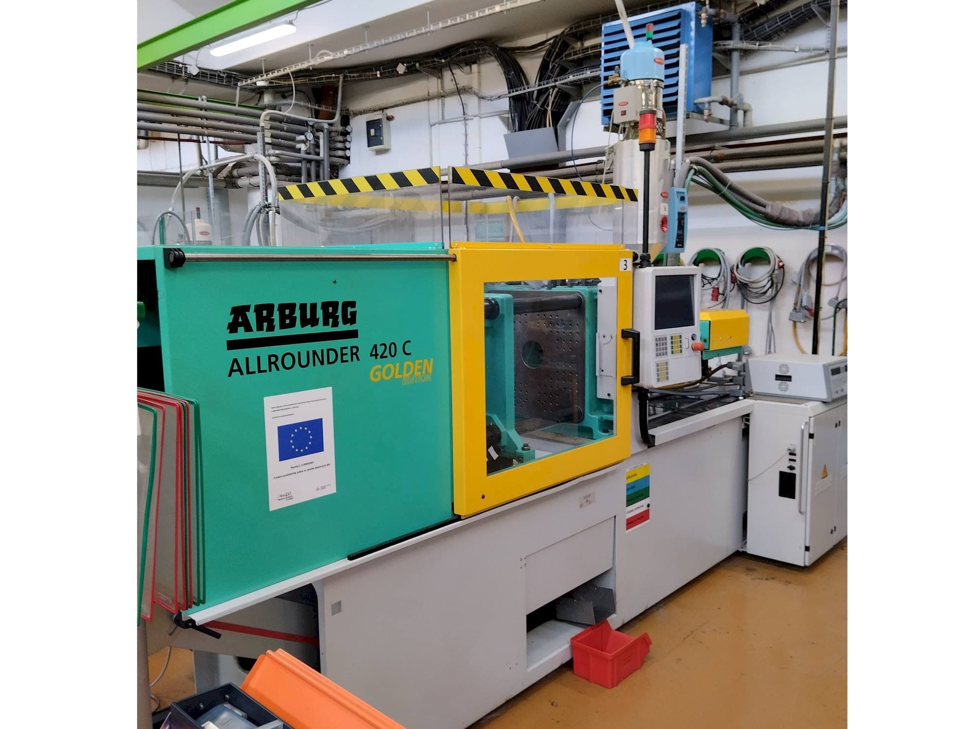Vista Frontal  da Arburg 420C 1000-290  máquina