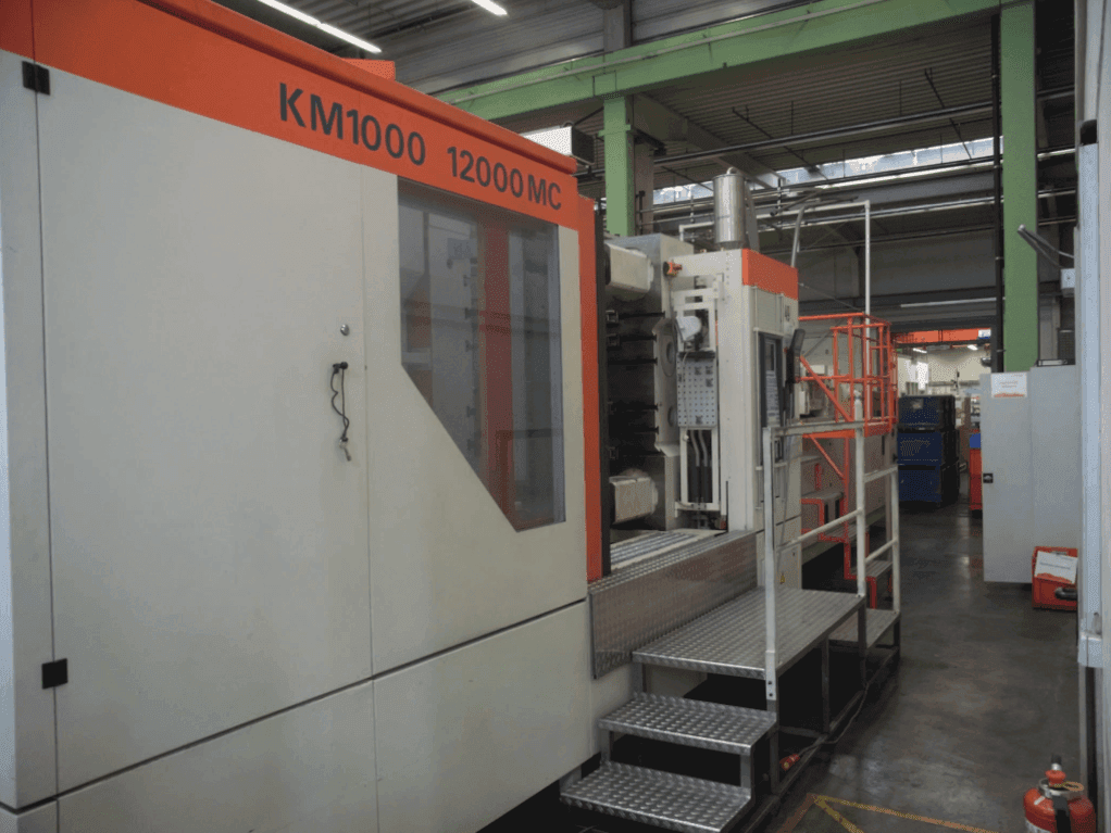 Vista Frontal  da Krauss Maffei 1000-12000 MC  máquina