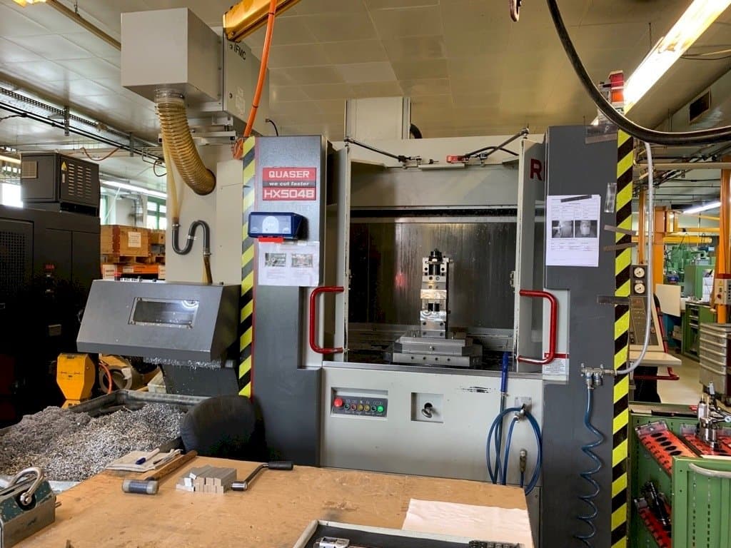 Vista Frontal  da Quaser HX504B  máquina