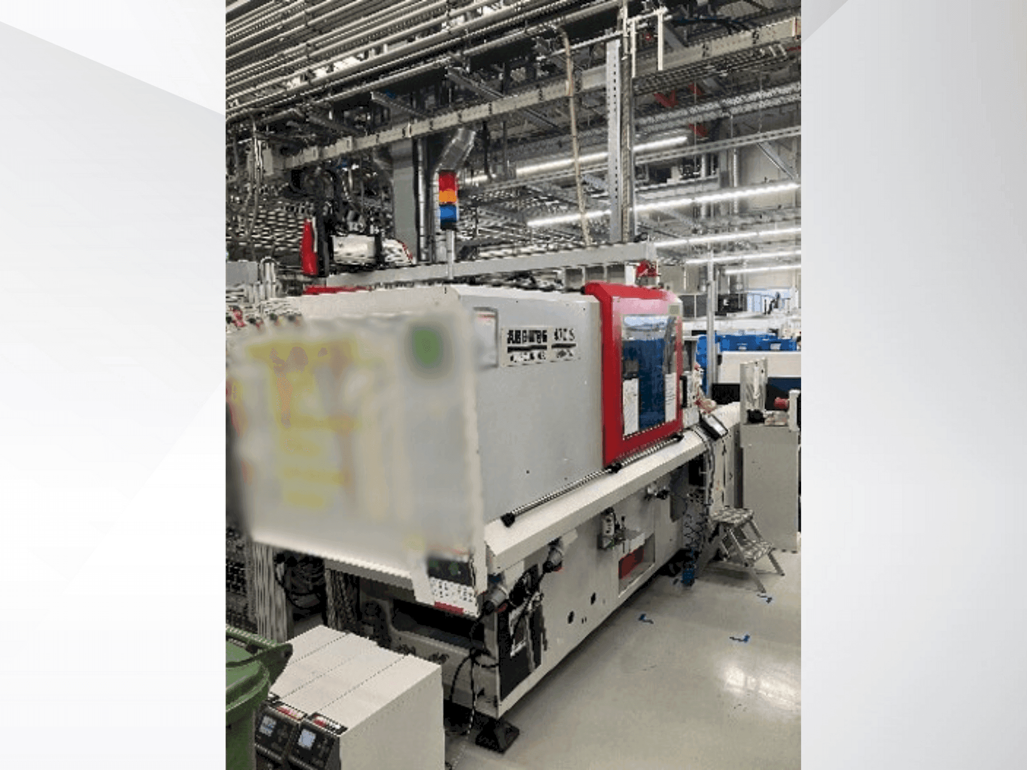 Vista Frontal  da Arburg Allrounder 470 S 1300-350  máquina