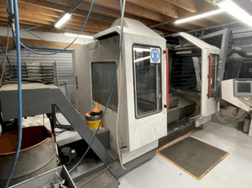 Vista Frontal  da MAHO MH1200S  máquina