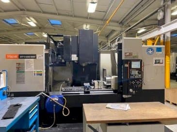 Vista Frontal da Mazak MTV 655/60N máquina