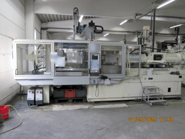 Vista Frontal  da Krauss Maffei 350-2700 C2  máquina
