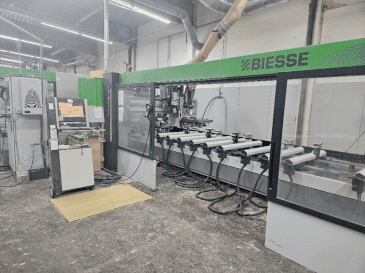Vista Frontal  da BIESSE WINDOW PRODUCTION LINE WEINIG / BIESSE  máquina
